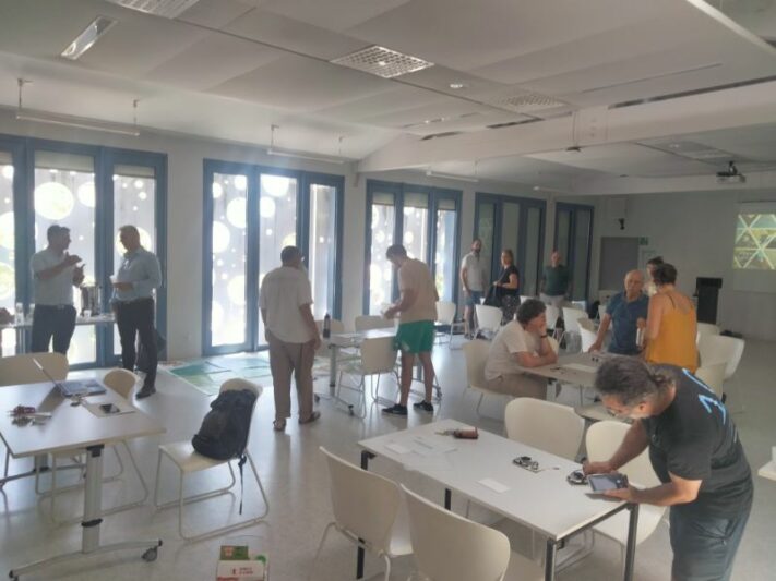 Image de l'atelier de fabrication de micro-capteurs